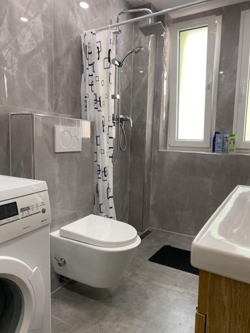 Well Equipped Apartment In ゲルゼンキルヒェン エクステリア 写真